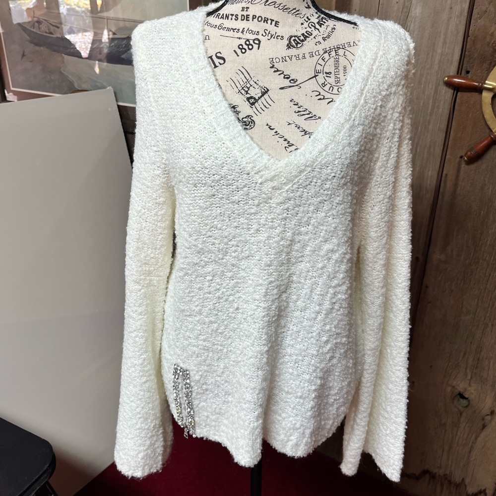 Inc Rhinestone absolutely gorgeous white sweater never worn NWOT